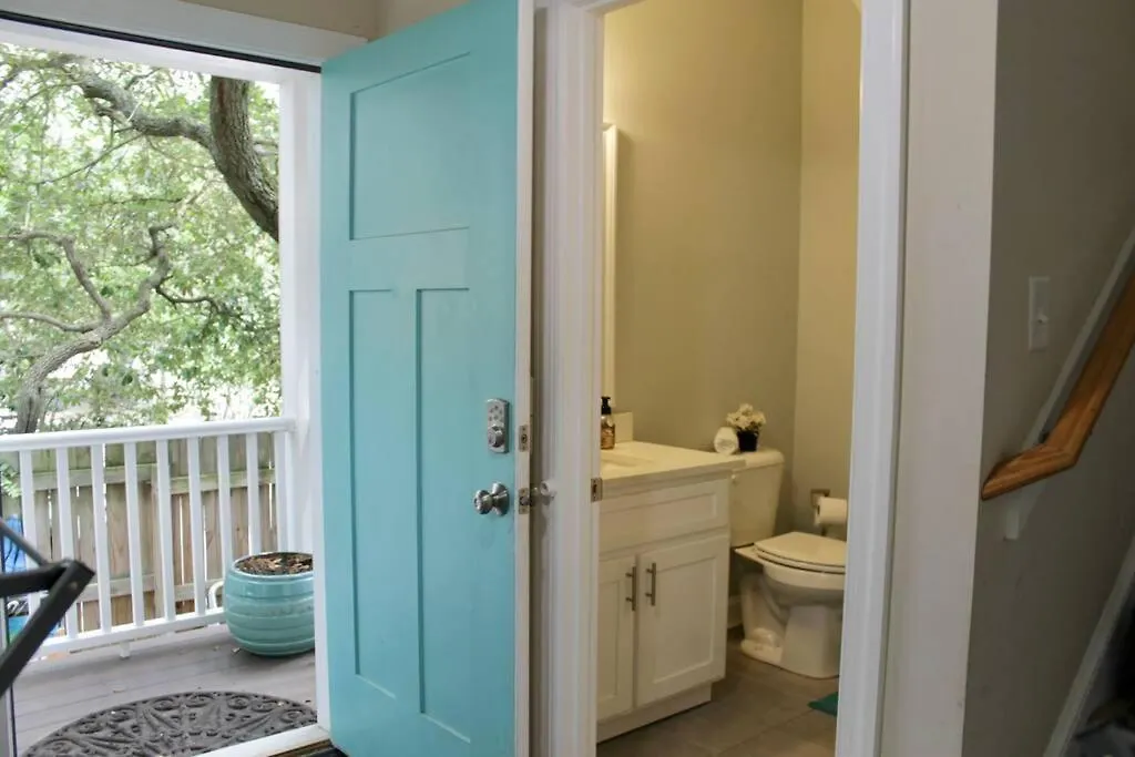 New Beach Home On The Chesapeake Bay Norfolk 0*,